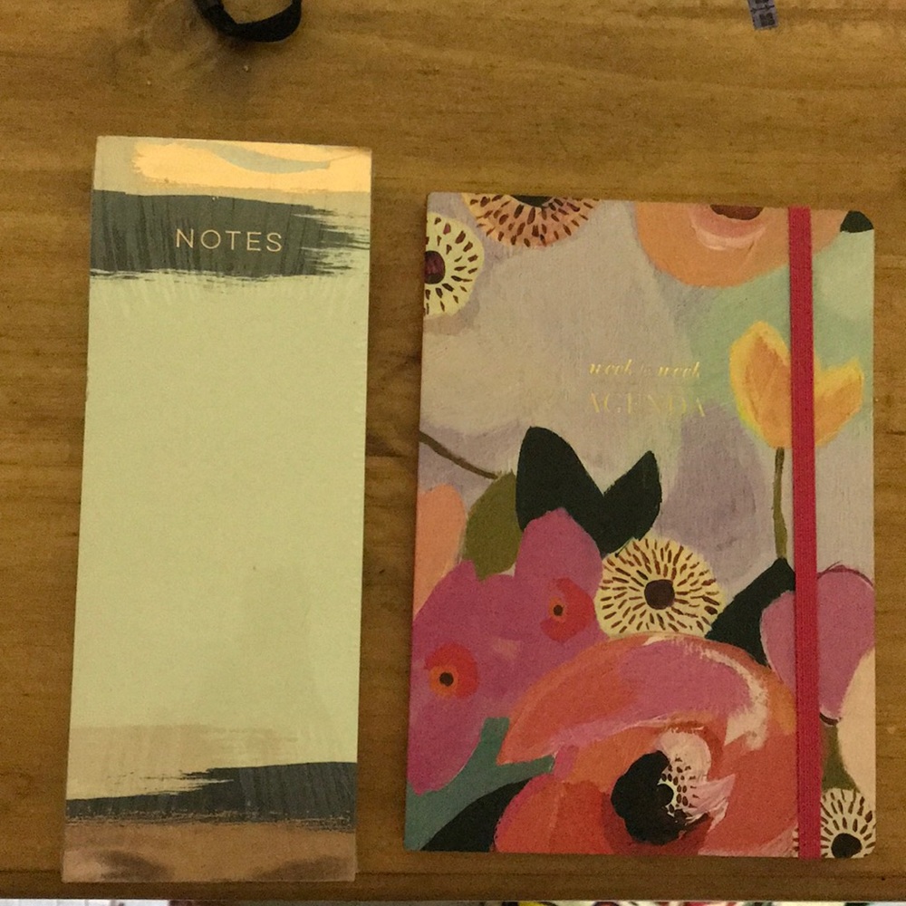Undated weekly planner by galison